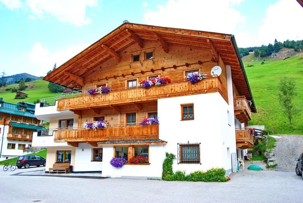 Gaestehaus Hochstaffl Герлос Экстерьер фото